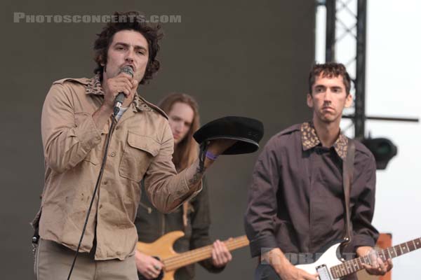 THE GROWLERS - 2017-06-09 - NIMES - Paloma - Flamingo - 